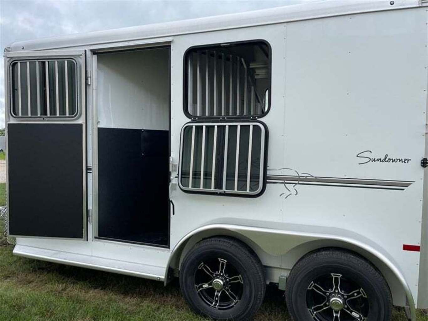 New Bumper Pull Horse Trailer - Image 2