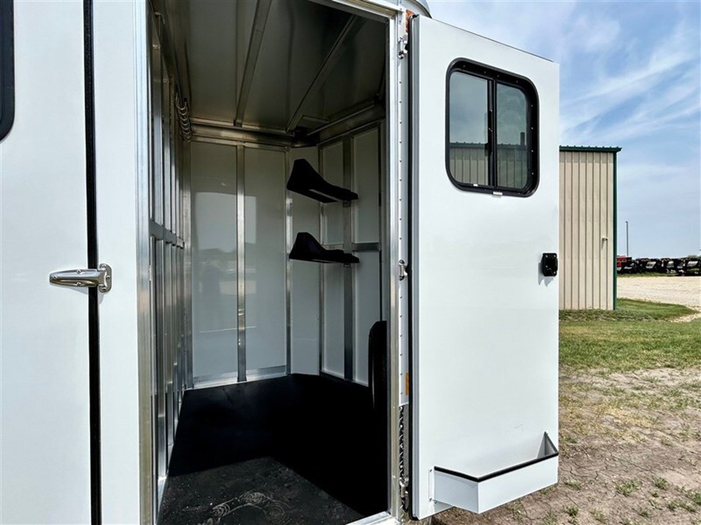 New Bumper Pull Horse Trailer - Image 7