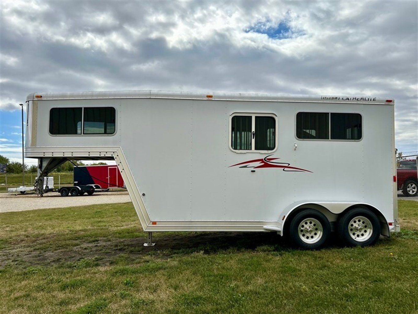 Used Gooseneck Horse Trailer - Image 2
