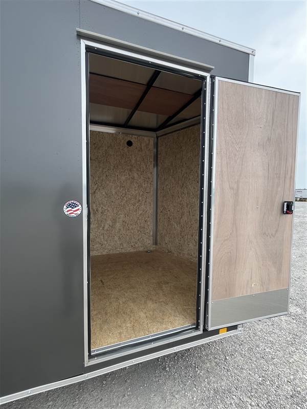 2025 Look ST DLX 7 X 16' w/ Rear Ramp - Image 4